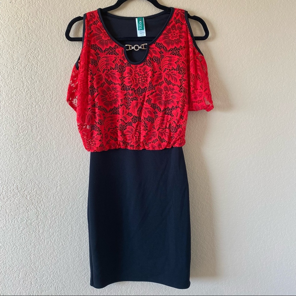 NWOT cold shoulder black and red sheath knee length dress with lace -Size M